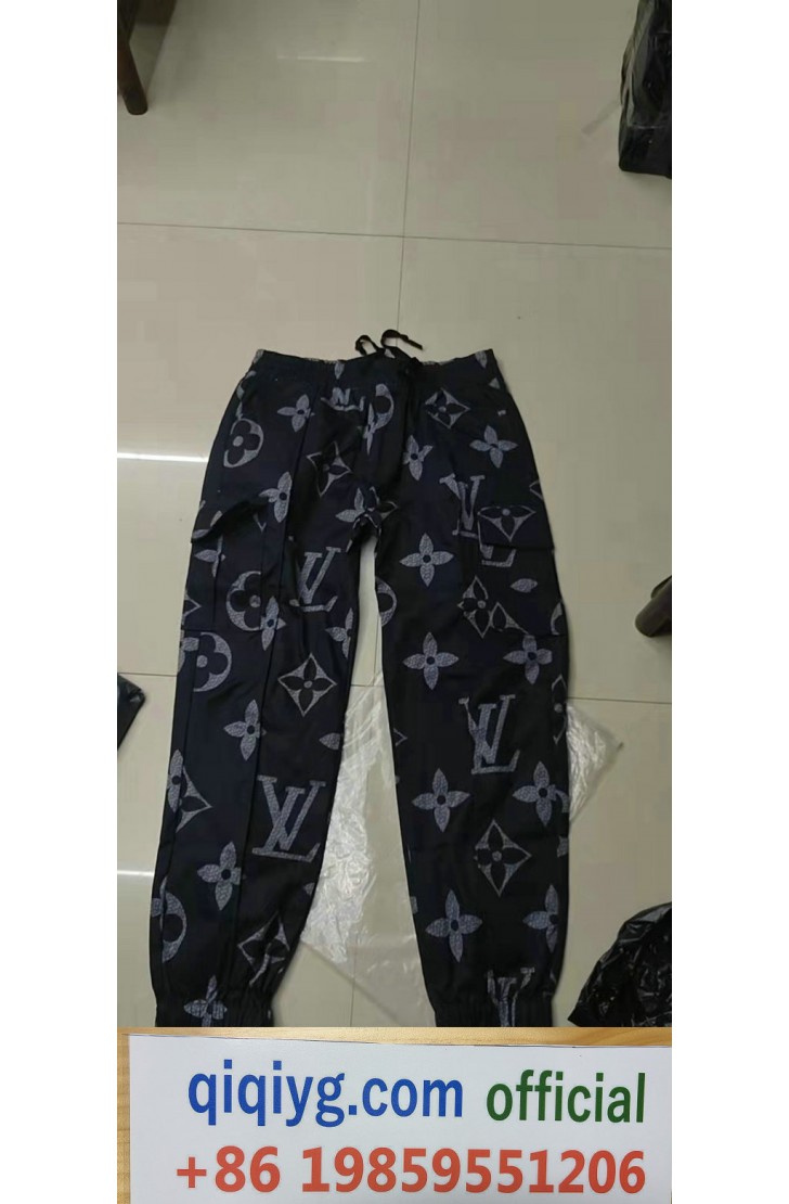 qiqiyg.com Official Whatsapp:+8619859551206 Luxury Handbags Shoes 2026 Hot Sale Wholesale Dropshipping G109