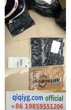 qiqiyg.com Official Whatsapp:+8619859551206 Luxury Handbags Shoes 2026 Hot Sale Wholesale Dropshipping G352